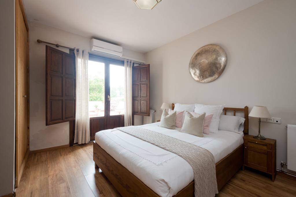 Deluxe Doppelzimmer mit Blick auf die Alhambra